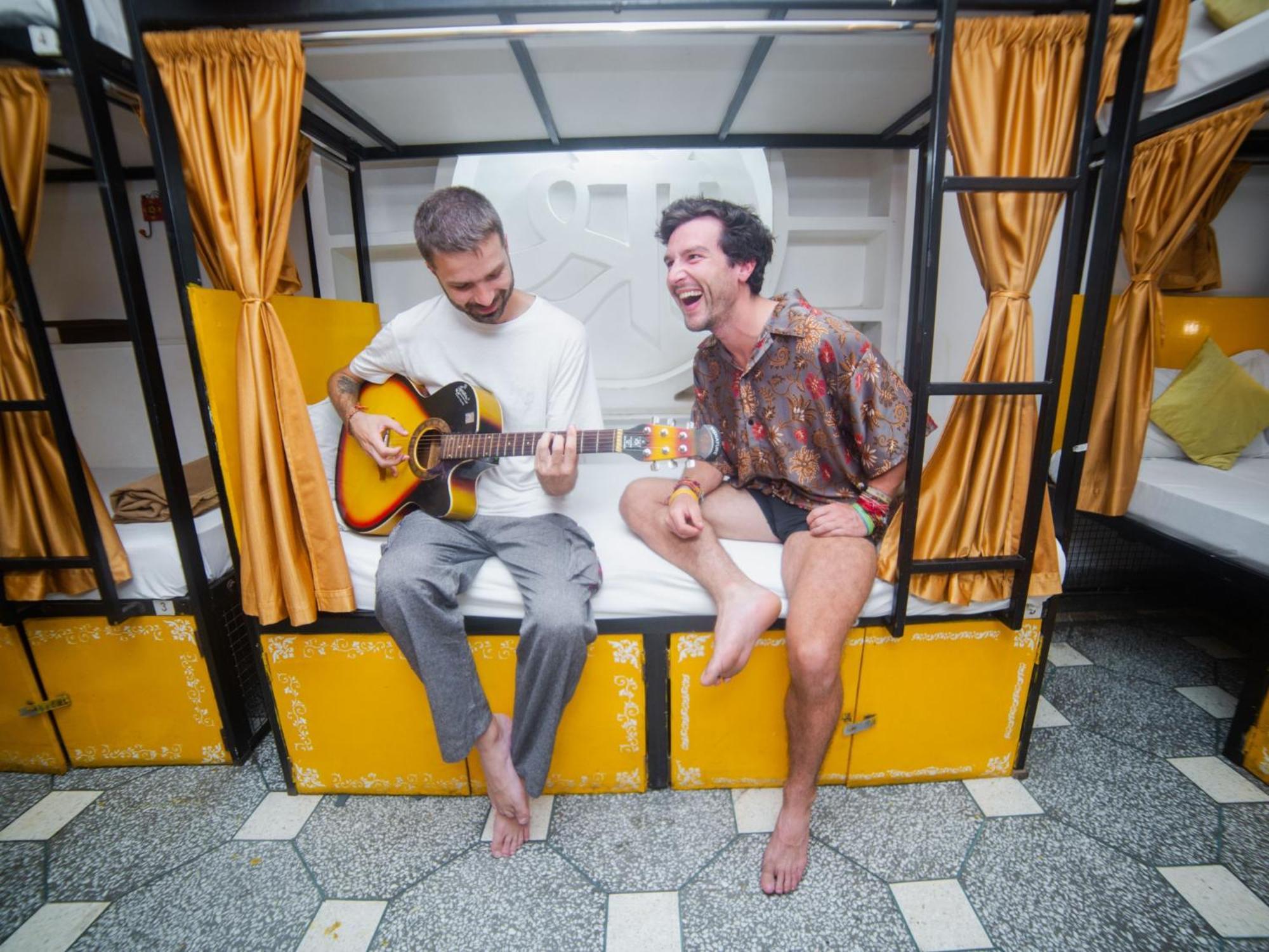 Moustache Varanasi Ngoại thất bức ảnh